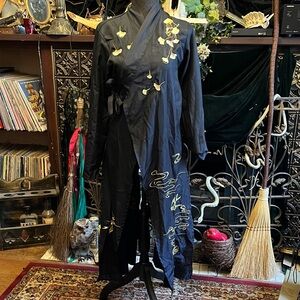 Deep navy Hanfu cosplay Asian style side tie wrap kimono with gold embroidery